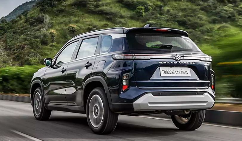 maruti suzuki grand vitara hybrid back view